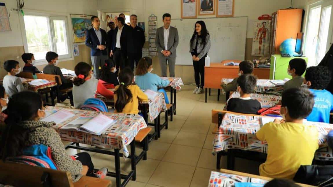 Yenişehir Kaymakamı Murat BEŞİKÇİ Okulumuzu Ziyaret Etti